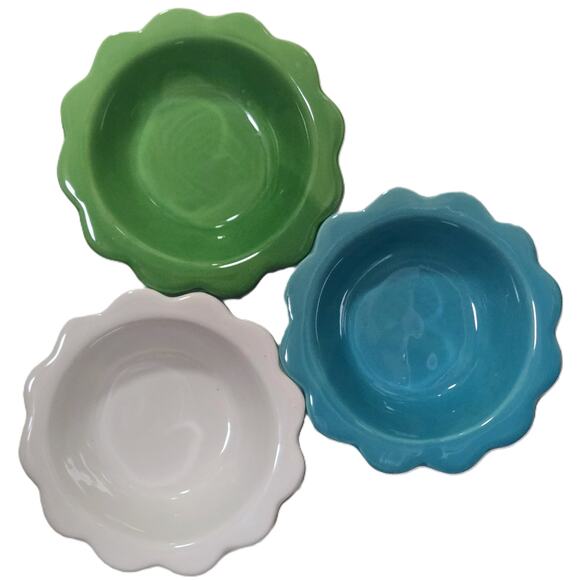 MSC 3- Small Mt. Clemens Pottery Bowls Blue/Green/White Scalloped Floral-Shaped - Picture 3 of 6